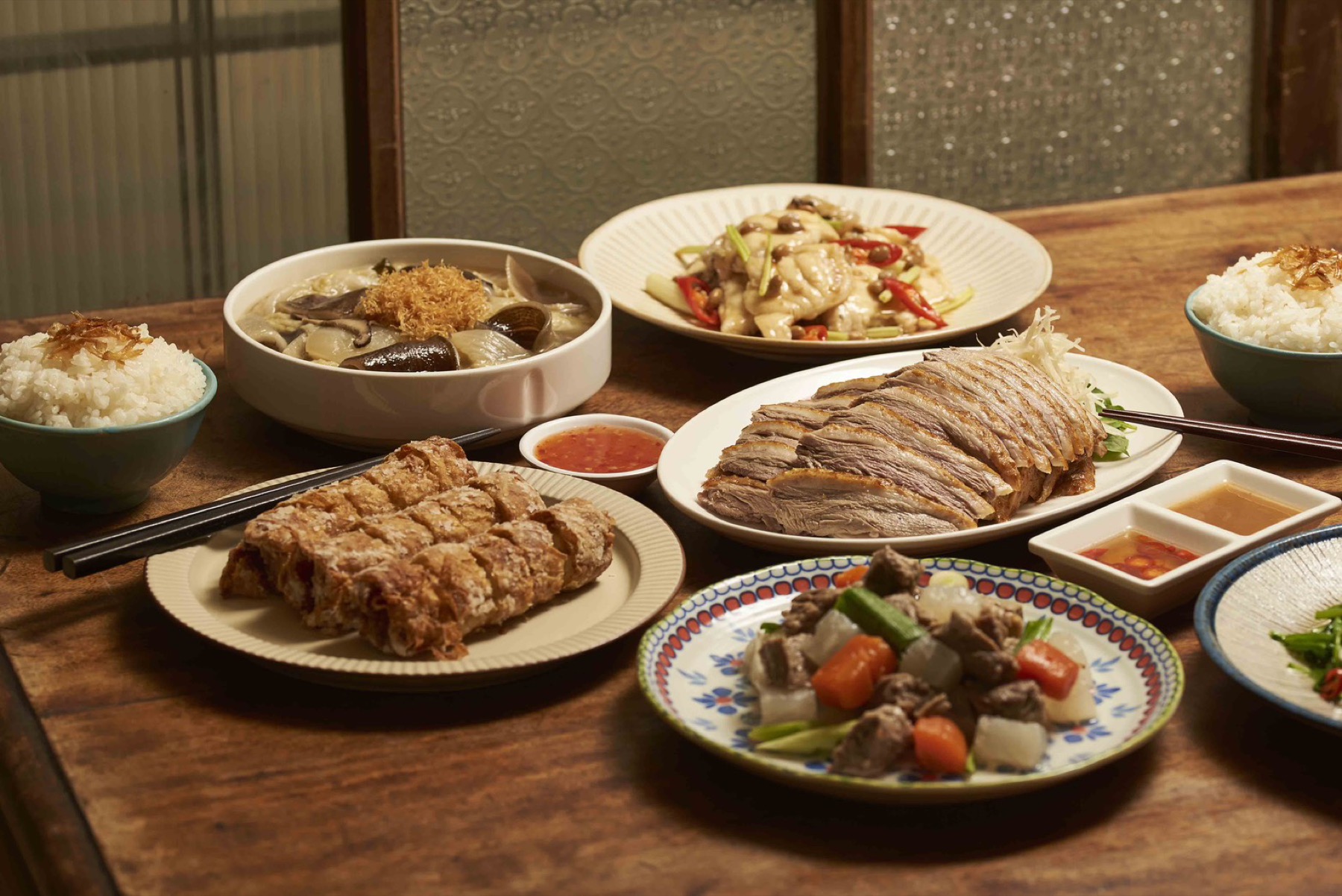 鵝肉川光復店台菜圓桌